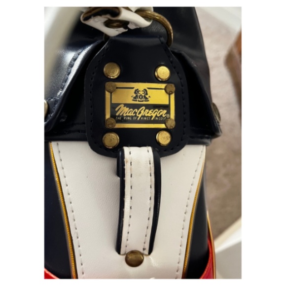 MacGregor Mini Golf Bag with Removable Rain Cover - Picture 5 of 9